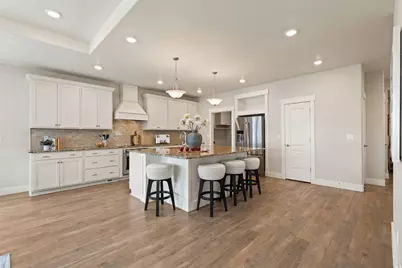 152 E Meandering Way, Saratoga Springs, UT 84045 - Photo 10