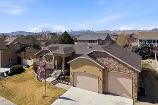 11178 S Via Bonito Dr W, South Jordan, UT 84095 - Photo 2