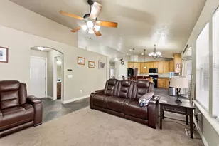 11178 S Via Bonito Dr W, South Jordan, UT 84095 - Photo 16