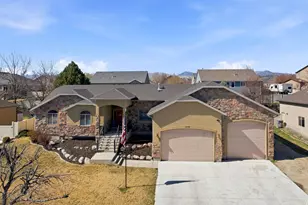11178 S Via Bonito Dr W, South Jordan, UT 84095 - Photo 1