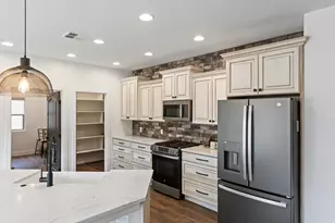 1630 E 2450 S, Saint George, UT 84790 - Photo 12