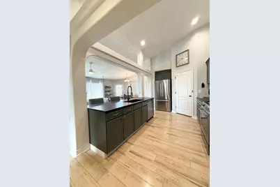 1225 W Dallin Dr #Q302, Pleasant Grove, UT 84062 - Photo 2