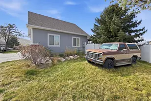 13844 S Belle Isis Bay W, Herriman, UT 84096 - Photo 38