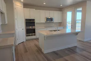 1897 E Burger St, Lake Point, UT 84074 - Photo 2