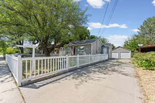 327 E 5300 S, Murray, UT 84107 - Photo 18