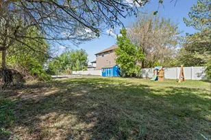 327 E 5300 S, Murray, UT 84107 - Photo 22