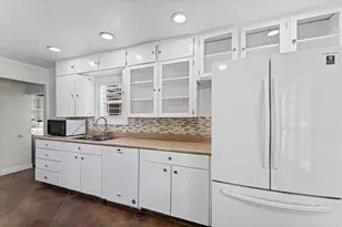 327 E 5300 S, Murray, UT 84107 - Photo 4