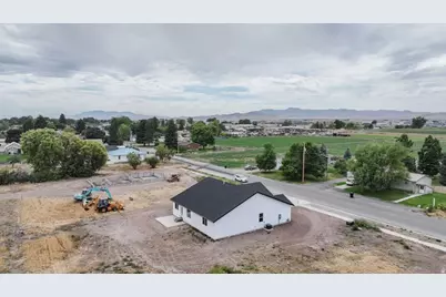 174 N 400 W, Preston, ID 83263 - Photo 32