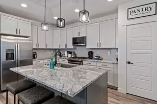 6453 W Moon Vly Dr, South Jordan, UT 84009 - Photo 8