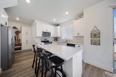 743 N 690 E, Tooele, UT 84074 - Photo 14