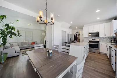 743 N 690 E, Tooele, UT 84074 - Photo 12