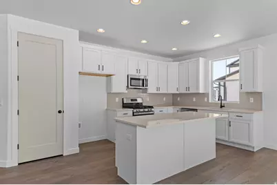 3016 W 2650 N, Clinton, UT 84015 - Photo 16