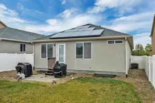 12442 S Mossberg Dr, Herriman, UT 84096 - Photo 4