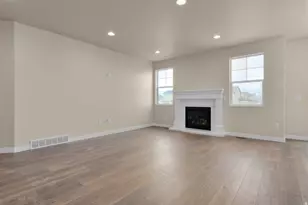 622 W Junegrass Ln, Stansbury Park, UT 84074 - Photo 10