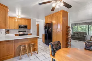 3832 W Hummingbird Way S, West Valley, UT 84120 - Photo 8