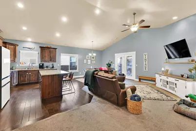 1322 N 250 E, Brigham City, UT 84302 - Photo 12