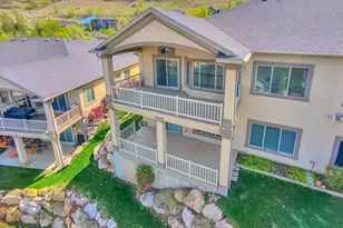 684 Eagle Pass, North Salt Lake, UT 84054 - Photo 6