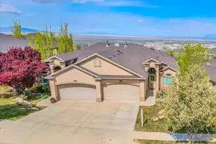 684 Eagle Pass, North Salt Lake, UT 84054 - Photo 1