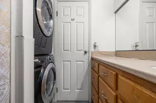 4935 S Marianna Dr, Taylorsville, UT 84129 - Photo 14