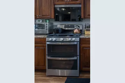 54 S Ivie, Roosevelt, UT 84066 - Photo 12