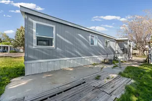 1271 W Hummingbird St, Salt Lake City, UT 84123 - Photo 32