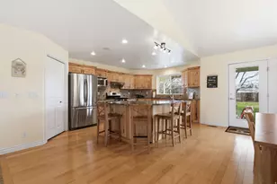 630 E 100 S, Hyrum, UT 84319 - Photo 14