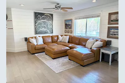 789 E 820 S, Pleasant Grove, UT 84062 - Photo 2