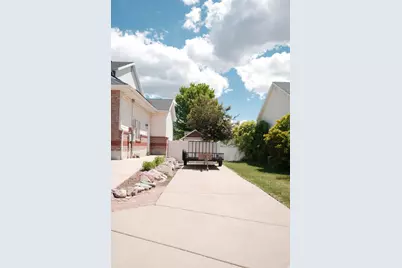 6402 S Raymond Dr, South Weber, UT 84405 - Photo 40