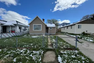260 N 5th St E, Tooele, UT 84074 - Photo 2