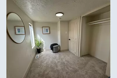 260 N 5th St E, Tooele, UT 84074 - Photo 10