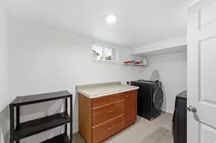 2418 E 2900 S, Millcreek, UT 84109 - Photo 32