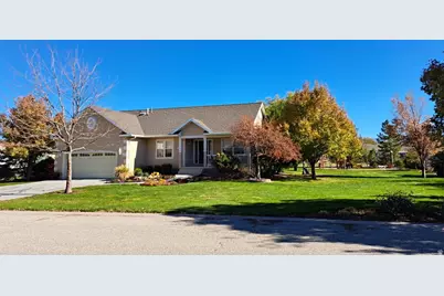 74 Trackside Cir, Grantsville, UT 84029 - Photo 2