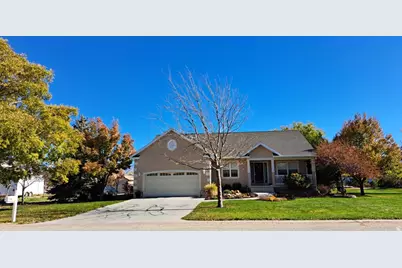 74 Trackside Cir, Grantsville, UT 84029 - Photo 2