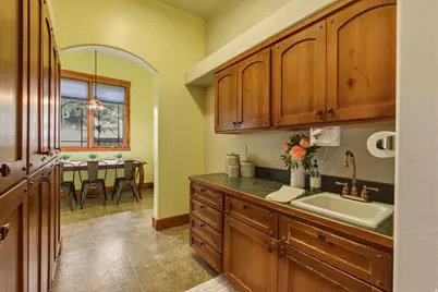 1991 S State St, Springville, UT 84663 - Photo 32