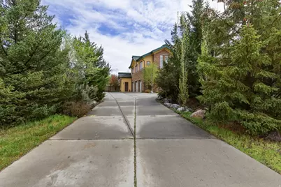 1991 S State St, Springville, UT 84663 - Photo 6