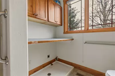 1991 S State St, Springville, UT 84663 - Photo 30