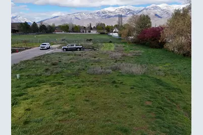 1831 W Sherri Ln #104, Kaysville, UT 84037 - Photo 1