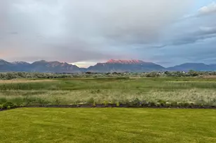 866 N Pearl Dr, Lehi, UT 84048 - Photo 2