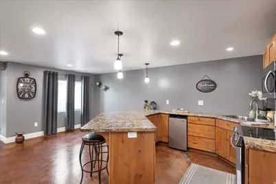 12091 S Katelyn Park Ct, Draper, UT 84020 - Photo 40