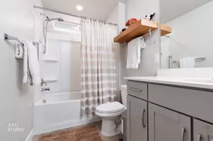 7841 W Walk About Way, Magna, UT 84044 - Photo 18