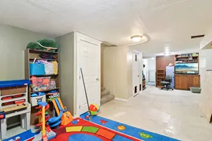 92 W 1565 N, Orem, UT 84057 - Photo 18