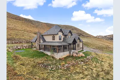 414 Meadows Dr, Tooele, UT 84074 - Photo 4