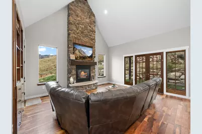 414 Meadows Dr, Tooele, UT 84074 - Photo 14