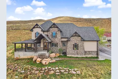 414 Meadows Dr, Tooele, UT 84074 - Photo 1