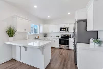 7295 N Green Pasture Ln, Eagle Mountain, UT 84005 - Photo 8