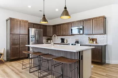 1330 E Lone Rock Dr, Big Water, UT 84741 - Photo 18