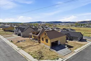 1603 N 250 E, Nephi, UT 84648 - Photo 8