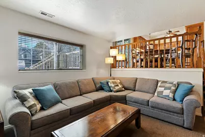 2172 E 2050 N, Layton, UT 84040 - Photo 12