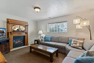 2172 E 2050 N, Layton, UT 84040 - Photo 14