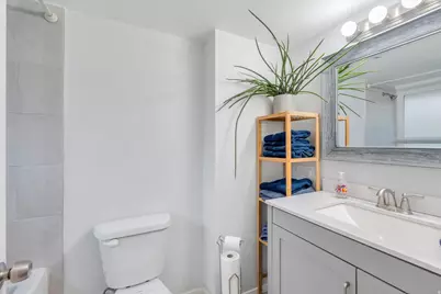 7026 S 2955 E, Cottonwood Heights, UT 84121 - Photo 12